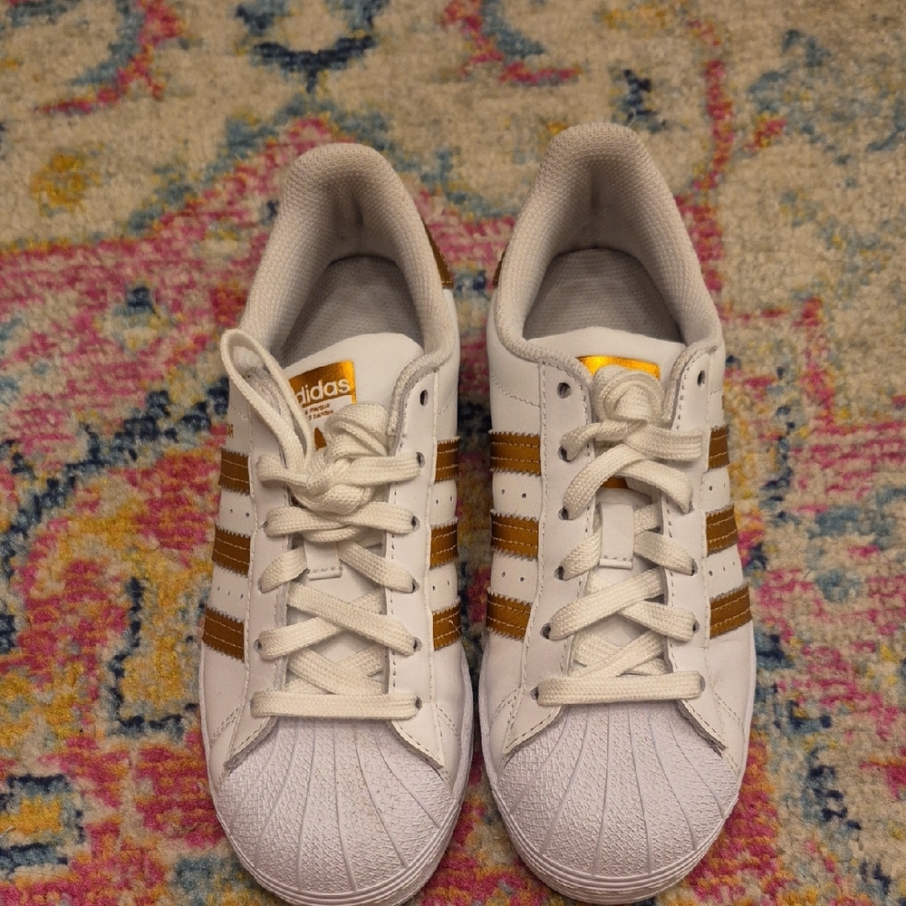 Adidas Womens White and Gold Sneakers